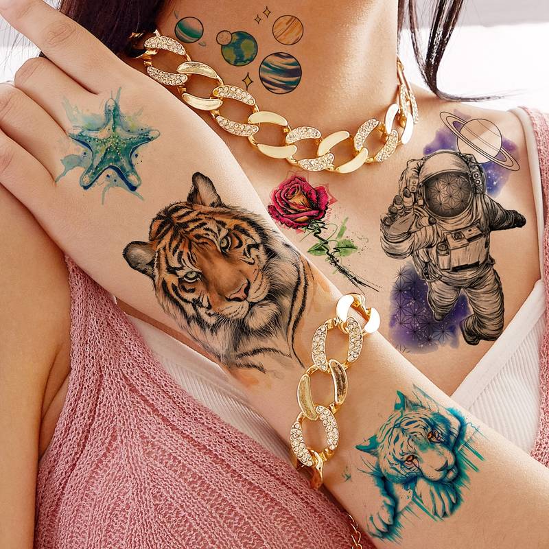 Tattoos Löwe, Krone & Anker